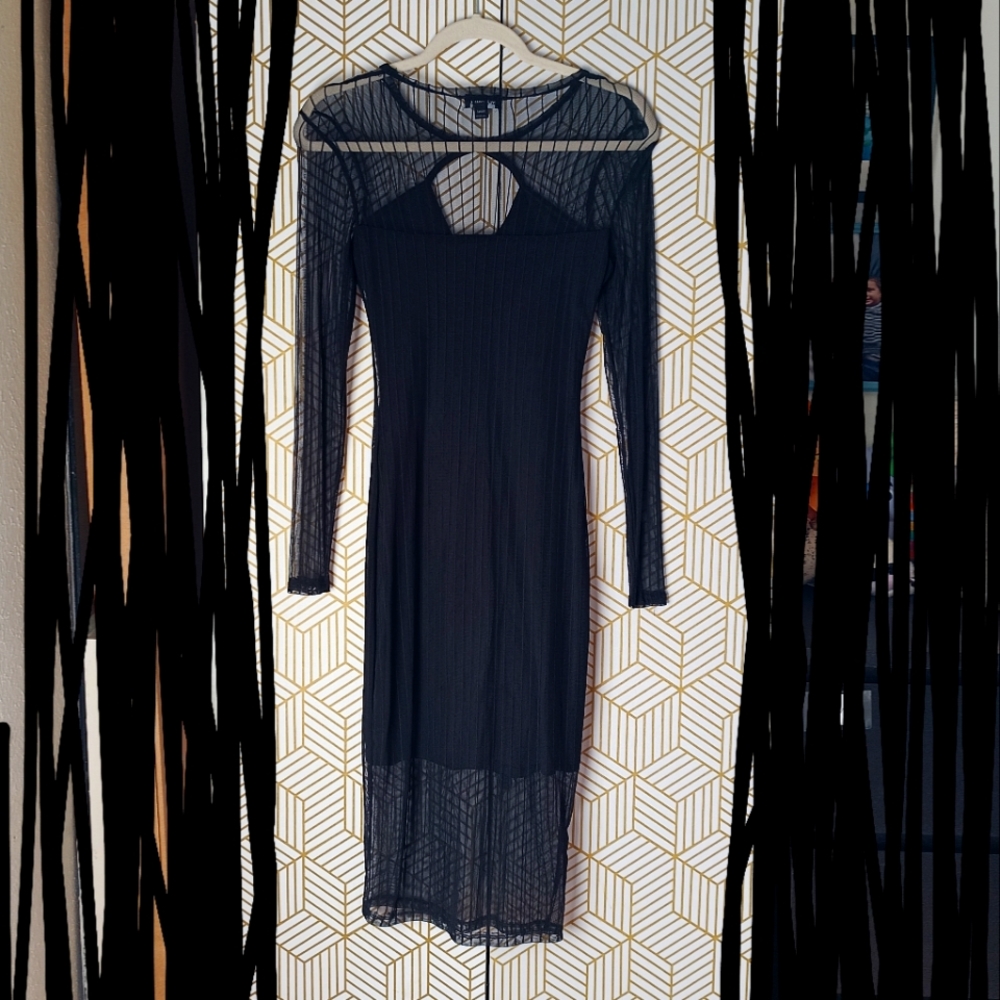 PROJECT RUNWAY black midi cocktail dress
